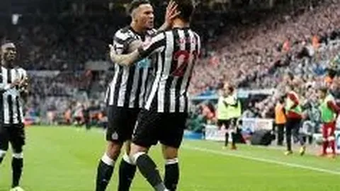 “2025年斯诺克世界大奖赛即将拉开帷幕，中国选手阵容强大，九位选手同场竞技”